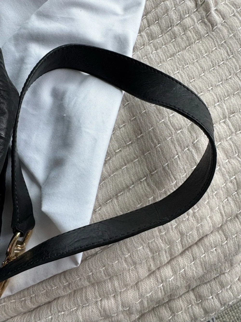 Givenchy Pandora Bag Black with strap - Picture 16 of 16